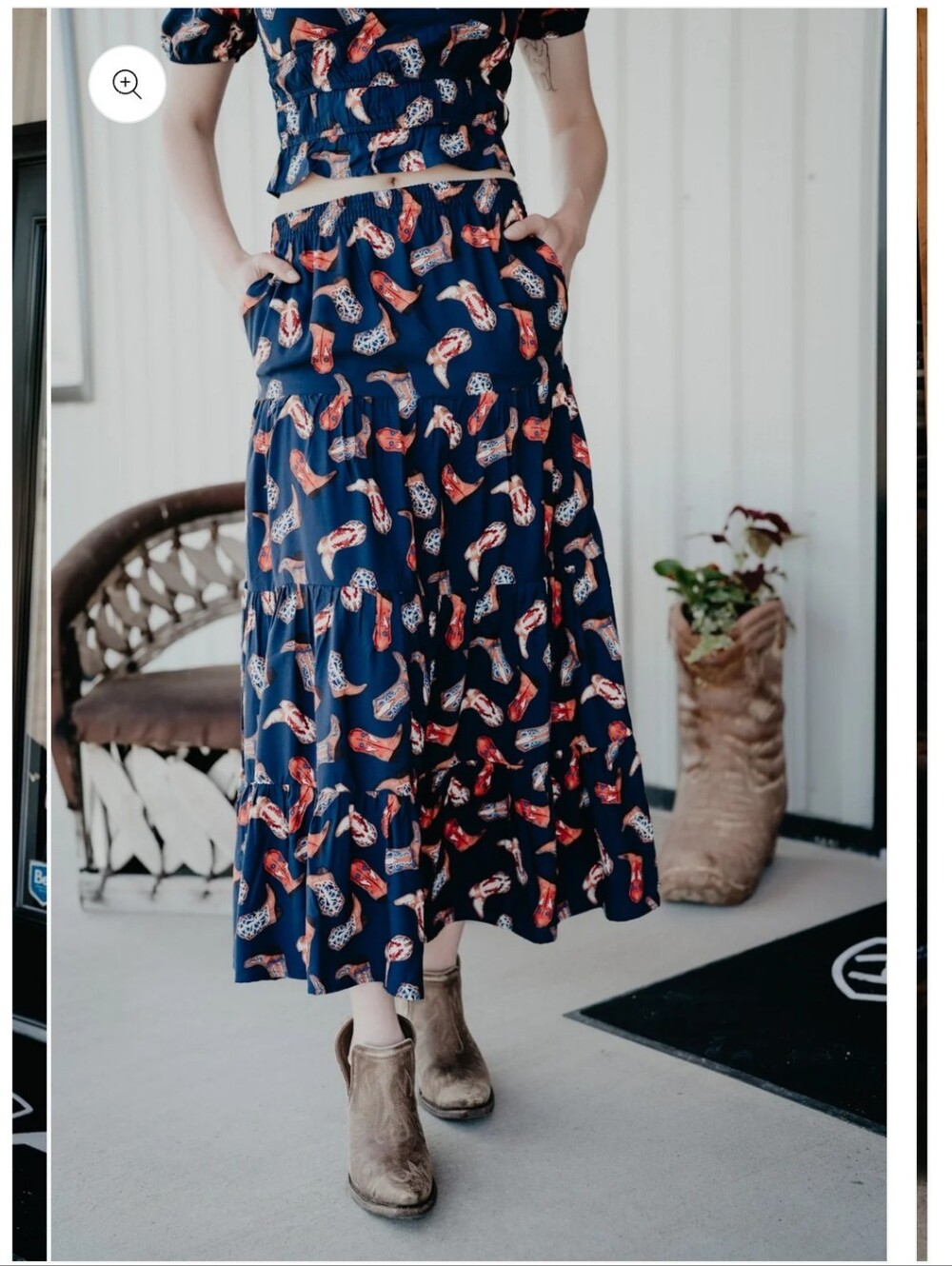 NWT Wrangler MAXINE Cowgirl Boot Print Maxi Skirt SMALL - Picture 3 of 14